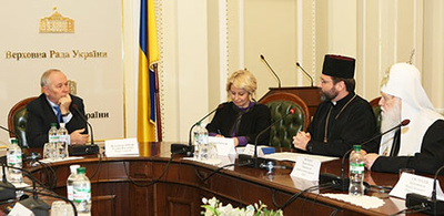 2013.04.17_5m_parliament_uccro_kyiv_irs.in.ua_400_01